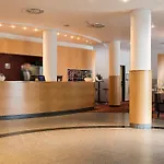 柏林特雷普托nh酒店 3* 柏林