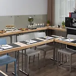 柏林特雷普托nh酒店