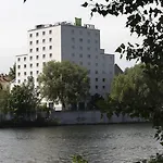 Ibis Styles Treptow 3*